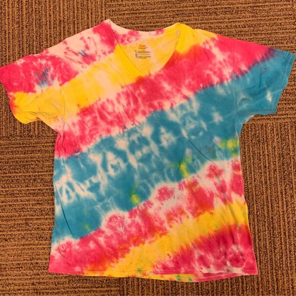 Large Tie Dye V-Neck - Picture 1 of 1